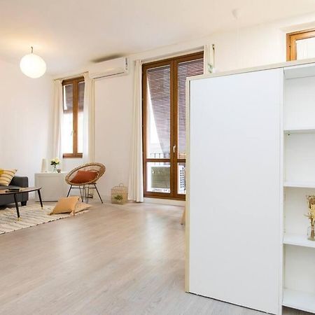 Moderno Apartamento En Casco Historico + Desayuno! Saragozza Esterno foto
