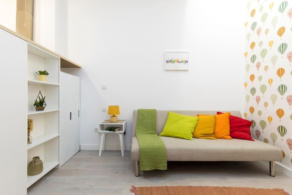 Moderno Apartamento En Casco Historico + Desayuno! Saragozza Esterno foto