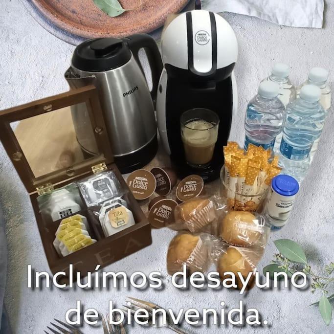 Moderno Apartamento En Casco Historico + Desayuno! Saragozza Esterno foto