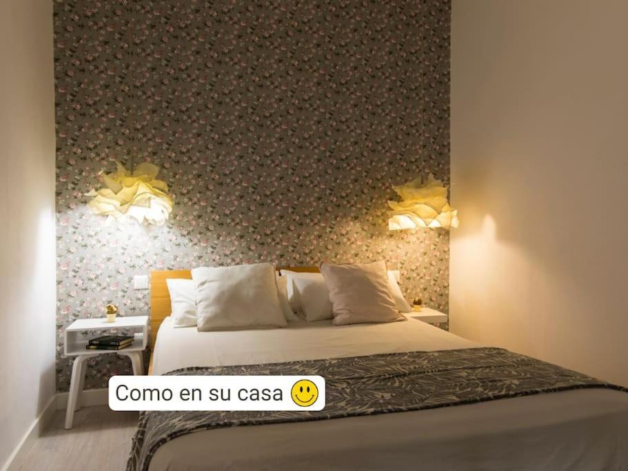 Moderno Apartamento En Casco Historico + Desayuno! Saragozza Esterno foto